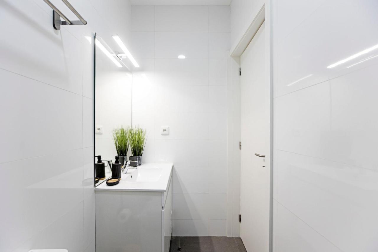 150 Rivoli Apartments By Lovelystay Porto Buitenkant foto